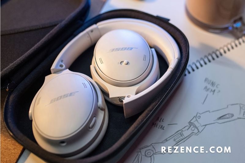 How We Test The Best Bose Headphones And Earbuds?