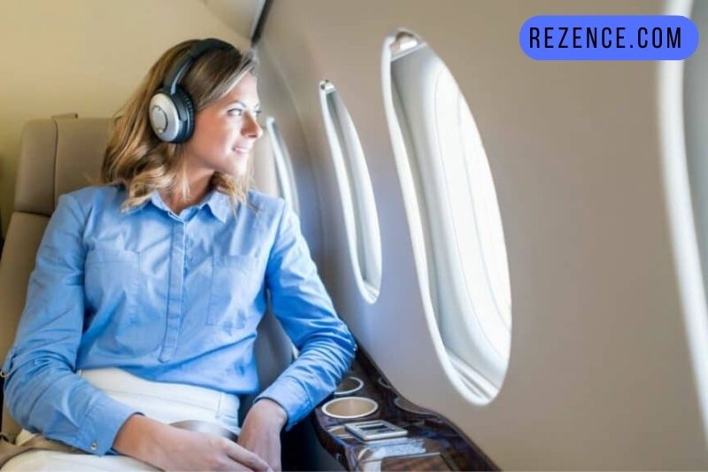 can you use Bluetooth headphones on an airplane